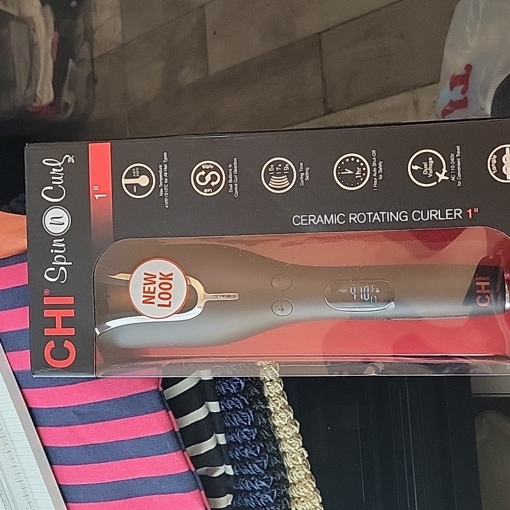 Chi Spin N Curl 1” Ceramic Rotating Curler w/ Free Cleaning Tool